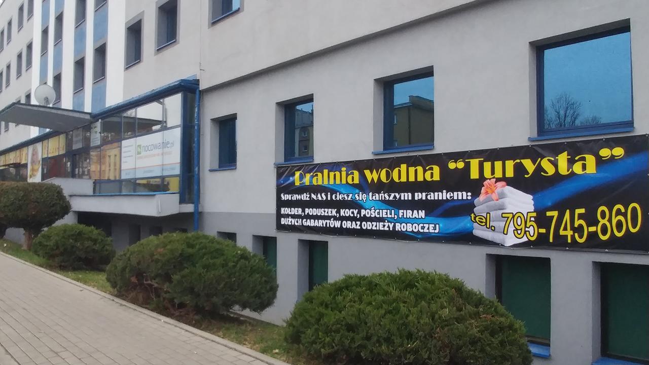 Dom Turysty Sanok公寓式酒店 外观 照片