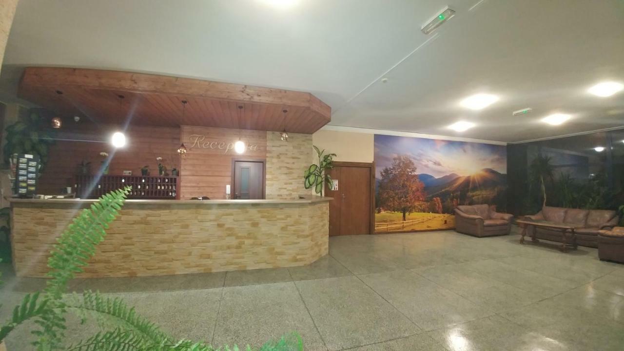 Dom Turysty Sanok公寓式酒店 外观 照片